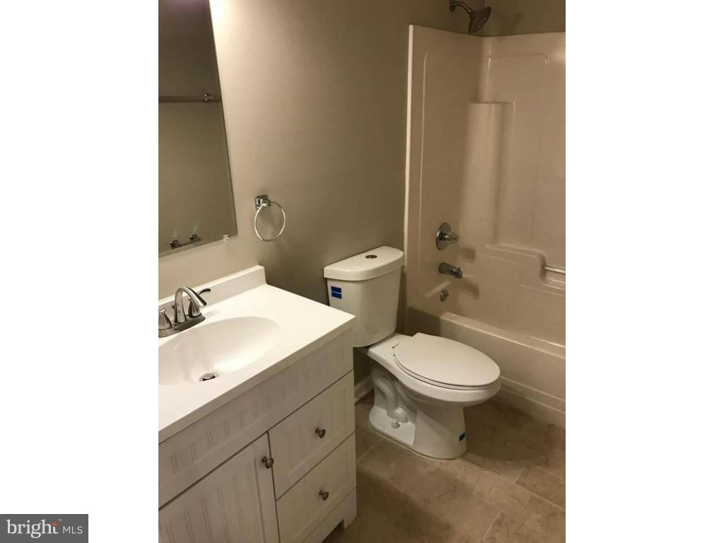 9559 North Laurel Road Laurel, MD 20723 - Photo 19 of 30 Bath