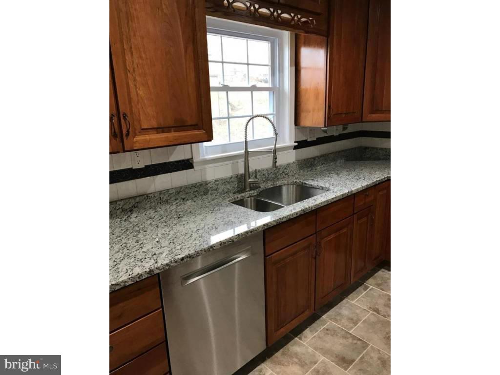 9559 North Laurel Road Laurel, MD 20723 - Photo 8 of 30 Kitchen