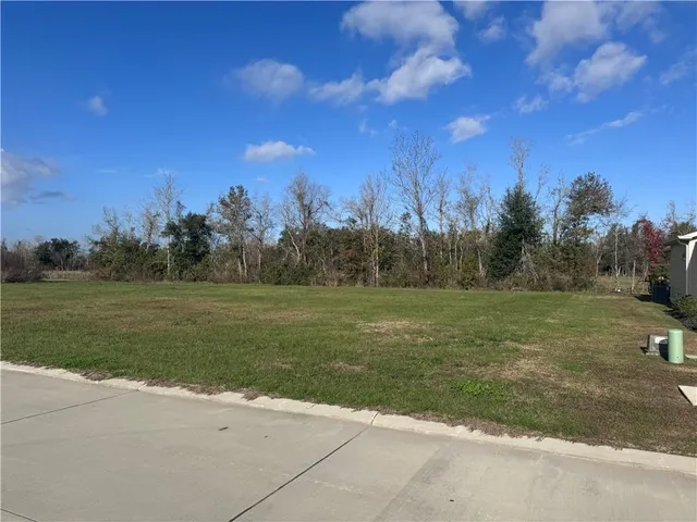 $106,500 | 238 River Pl Drive, Hahnville, LA 70057