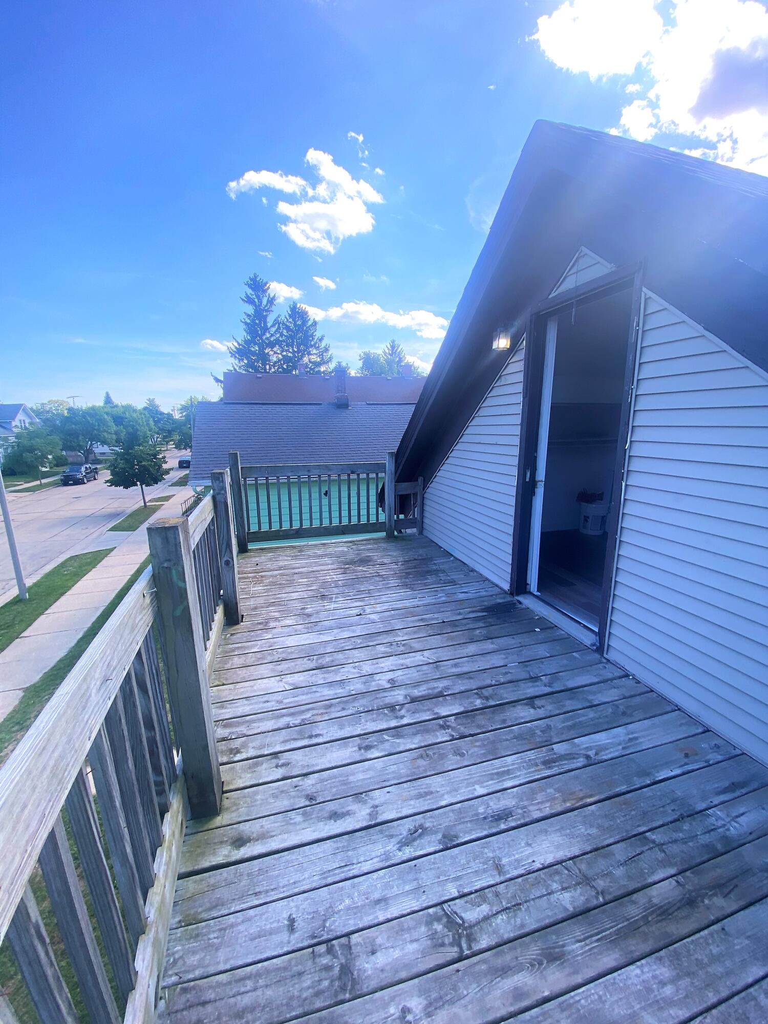 1746 Chatham Street Racine, WI 53402 - Photo 12 of 15 IMG_1747