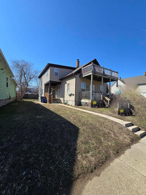 1746 Chatham Street Racine, WI 53402 - Photo 2 of 15 1907489-2