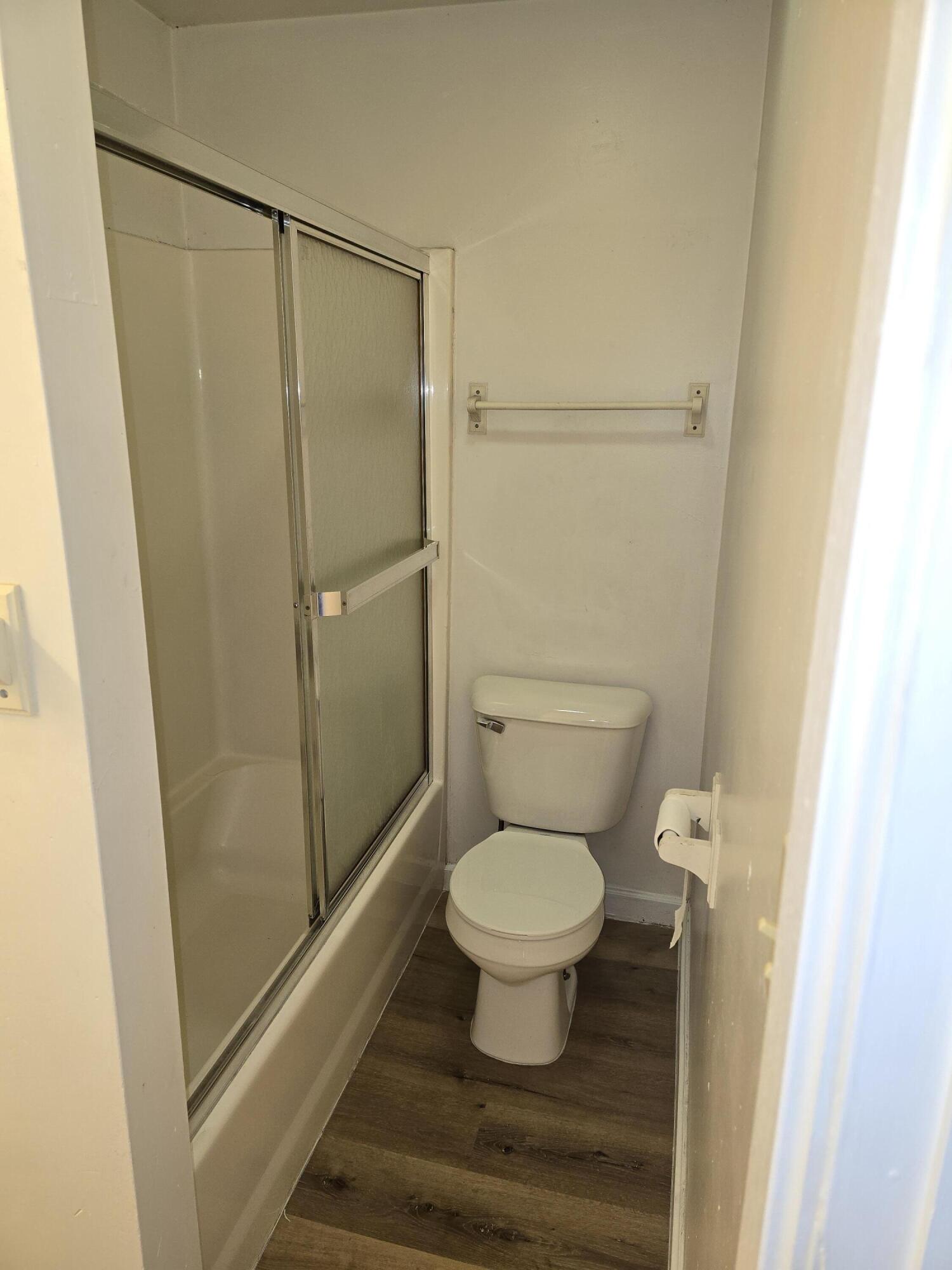 1746 Chatham Street Racine, WI 53402 - Photo 5 of 15 20250220_120429