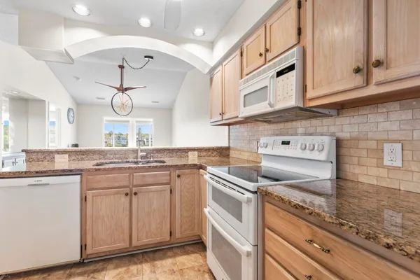 $219,900 | 4622 Greenbriar Drive, Unit G13, Little River, SC 29566