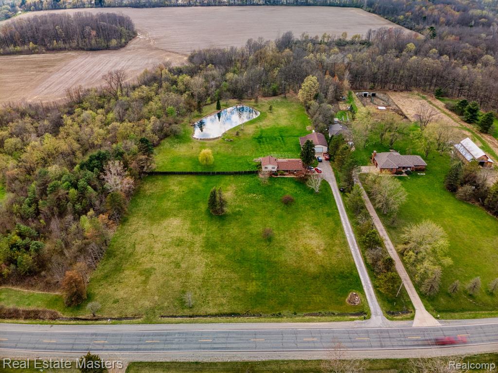 8187 Elms Road Flushing, MI 48433 - Photo 29 of 34