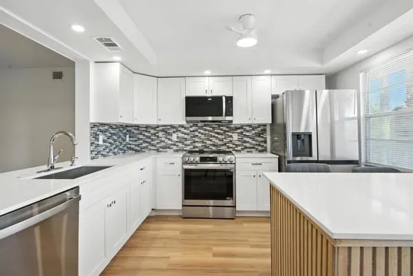 $2,000 | 2004 Granada Drive, Unit K2, Coconut Creek, FL 33066