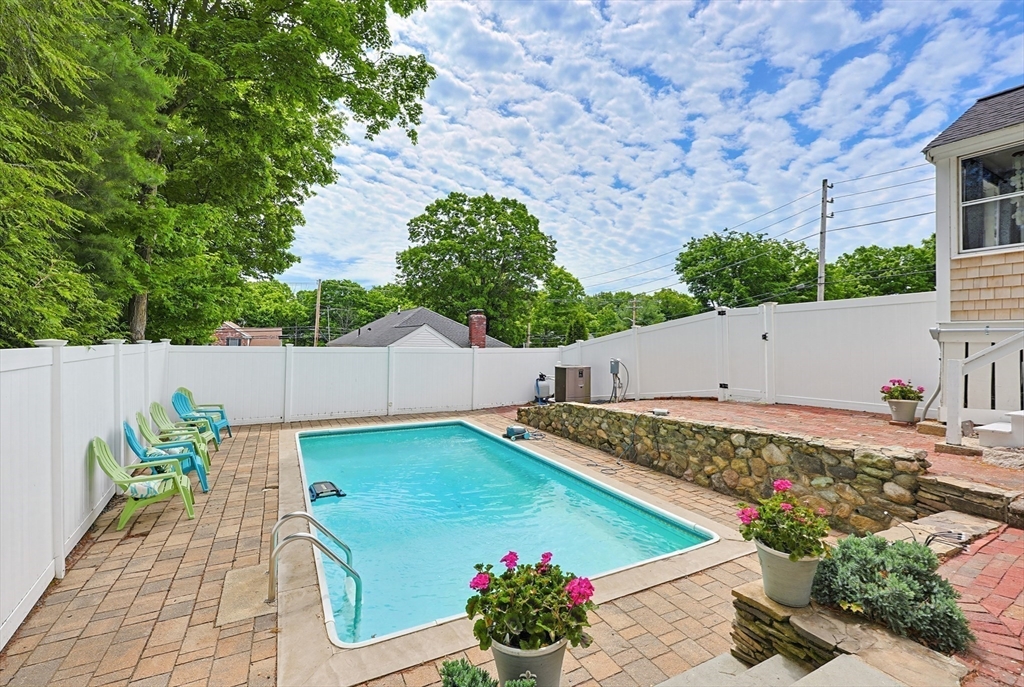 15 Calvin Road North Attleboro, MA 02760 - Photo 29 of 41
