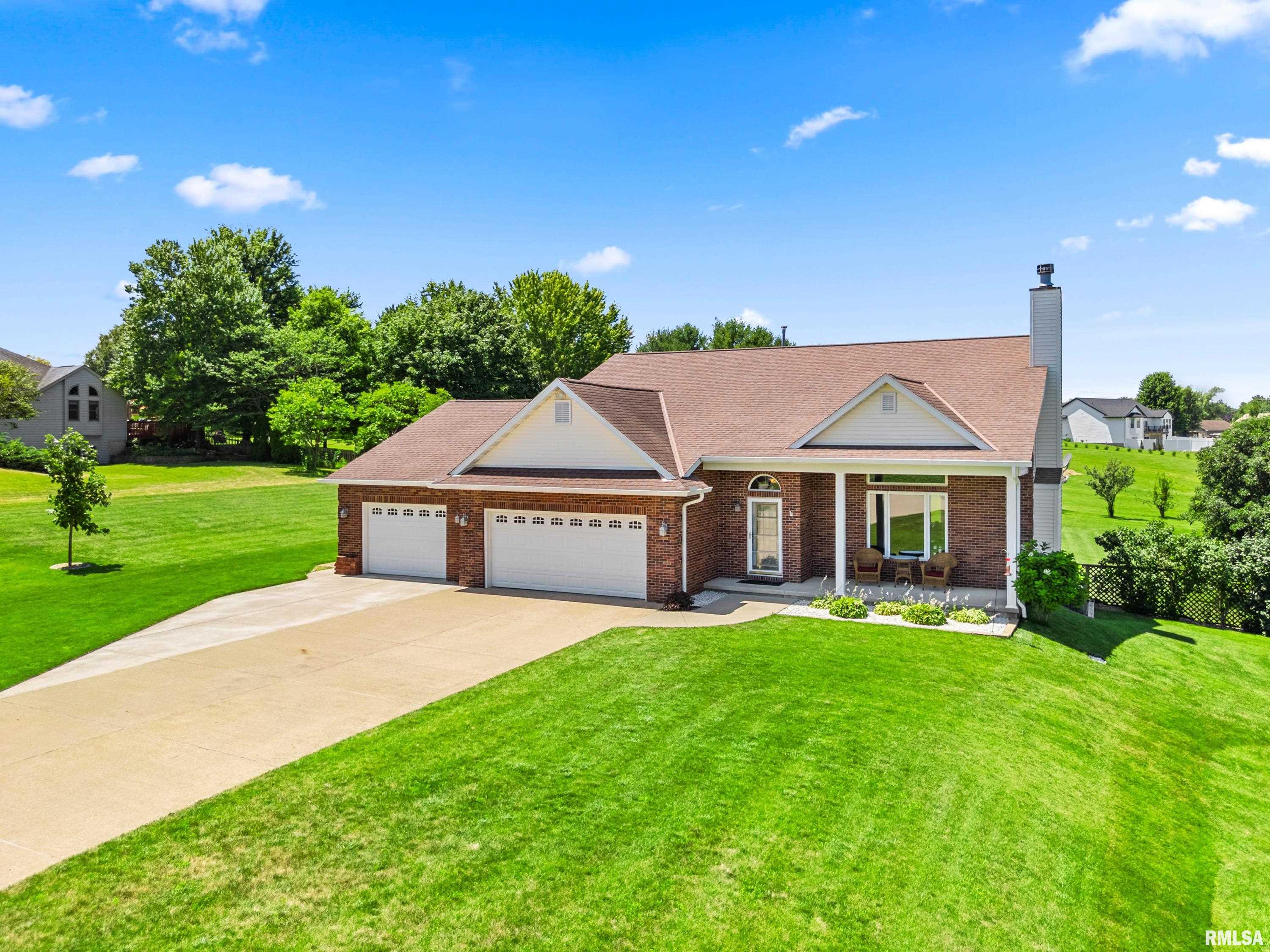 13021 North Bland Road Dunlap, IL 61525 - Photo 4 of 32