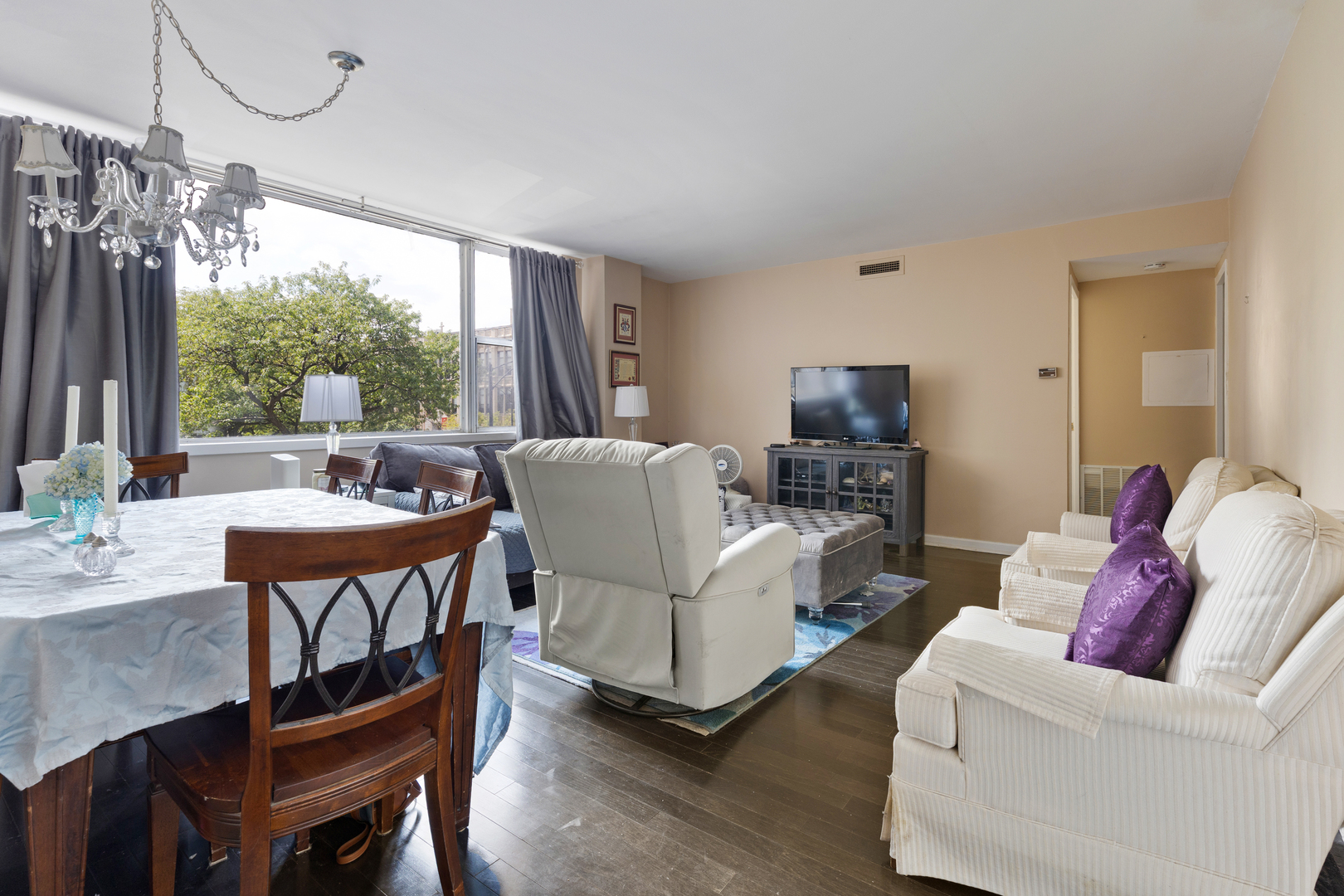 6301 North Sheridan Road, Unit 3A Chicago, IL 60660 - Photo 5 of 22