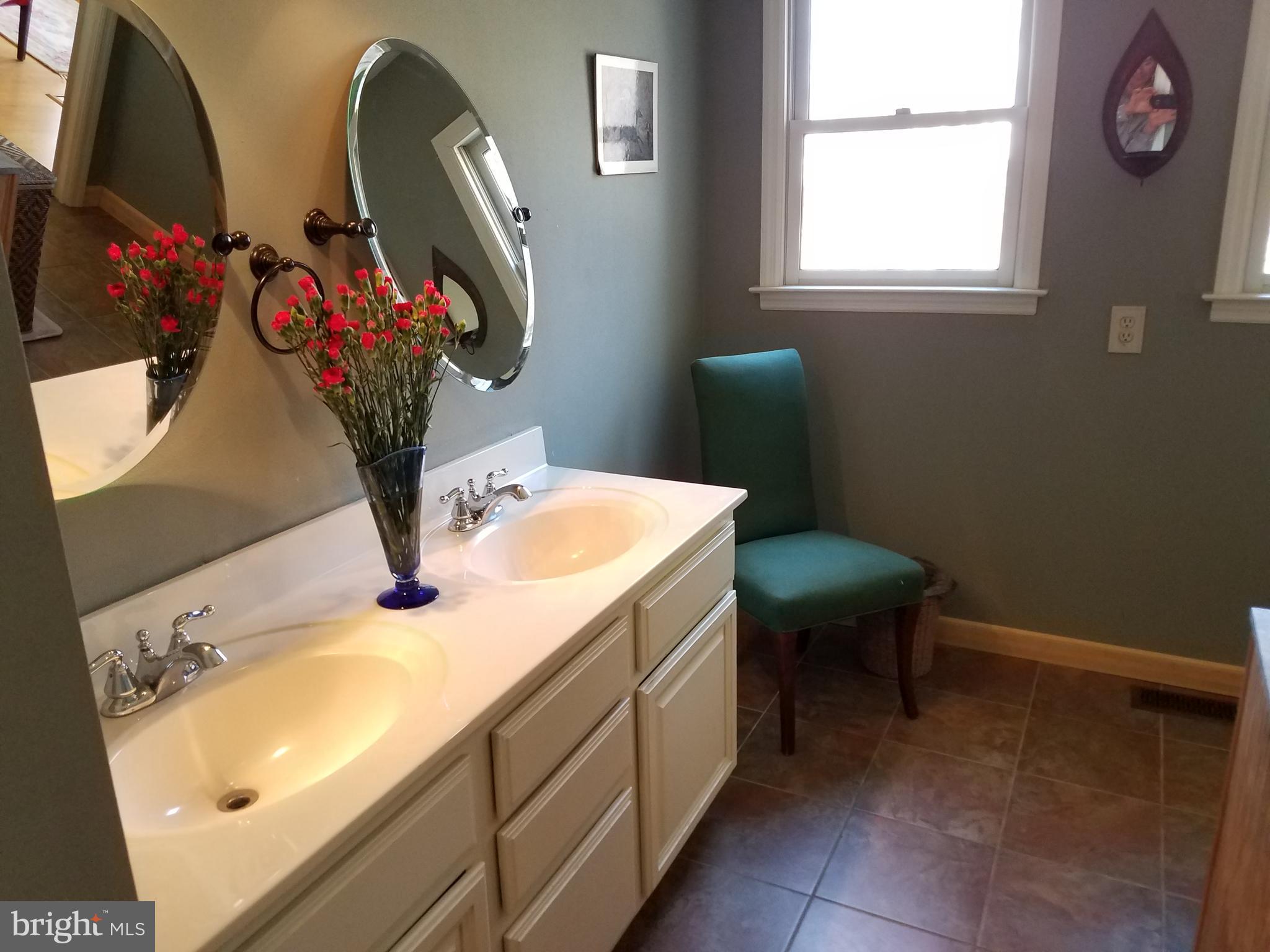 1351 Elverson Road Elverson, PA 19520 - Photo 28 of 61 Gallery Image 28
