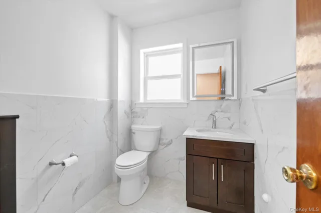 $1,199,000 | 78-30 270th Street | Floral Park