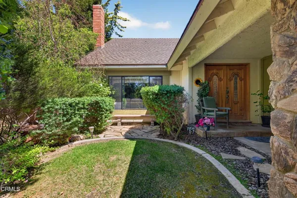$1,049,000 | 860 Greensboro Road, Ventura, CA 93004
