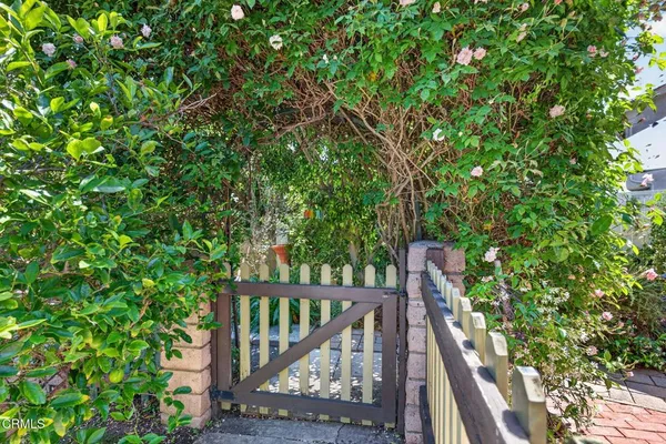 $1,049,000 | 860 Greensboro Road, Ventura, CA 93004