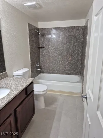 $1,025 | 4390 Sandy River Drive, Unit 9, Las Vegas, NV 89103