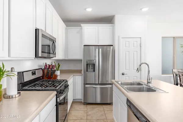 $2,350 | 2019 North Marketside Avenue, Buckeye, AZ 85396