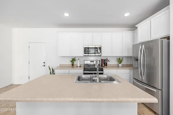 $2,275 | 2019 North Marketside Avenue, Buckeye, AZ 85396