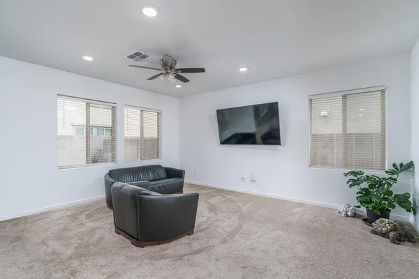 $2,125 | 2019 North Marketside Avenue, Buckeye, AZ 85396