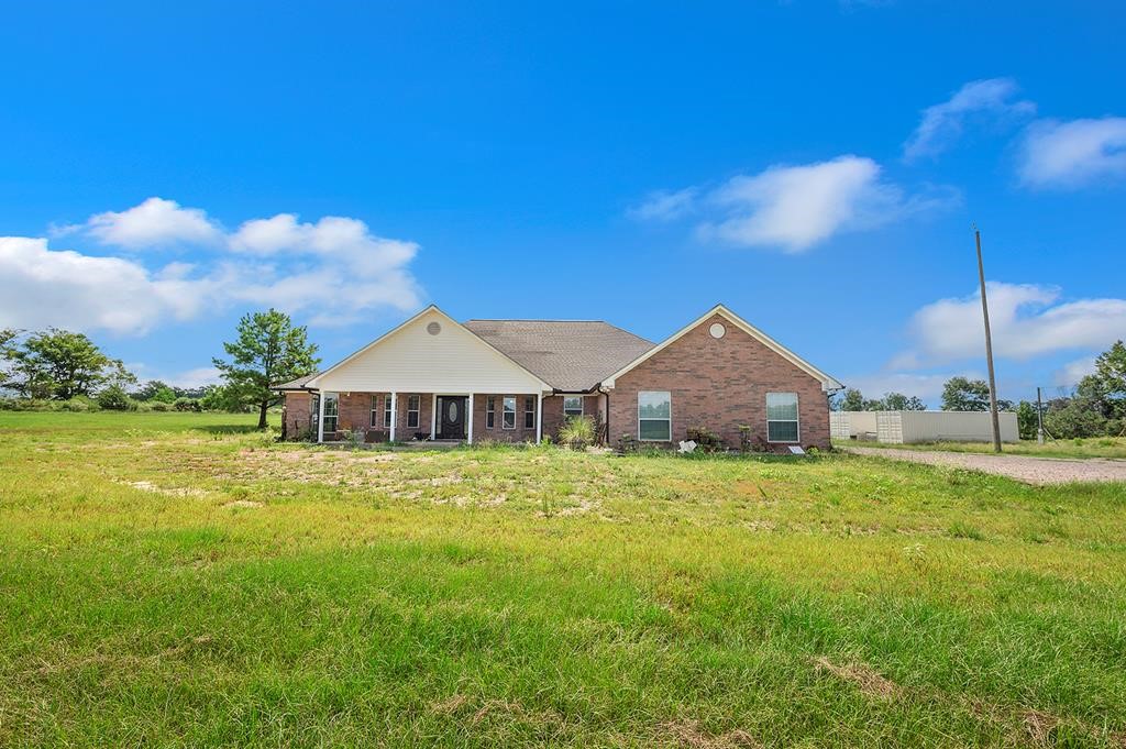 11265 Highway 7 Center, TX 75935 - Photo 2 of 41