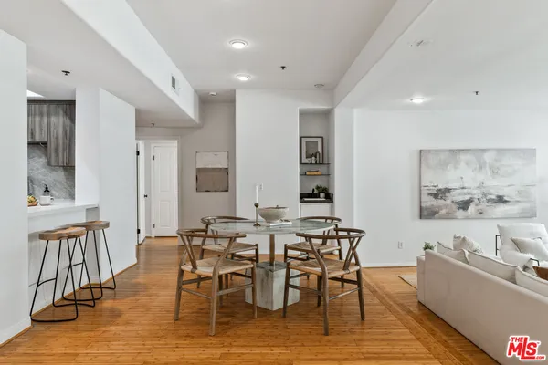 $1,200,000 | 12011 Goshen Avenue, Unit 103, Los Angeles, CA 90049