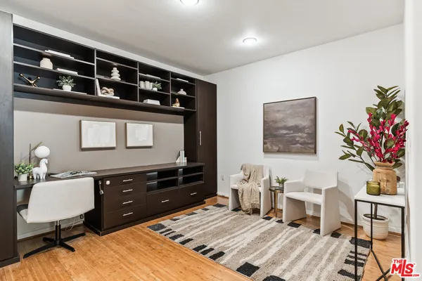 $1,200,000 | 12011 Goshen Avenue, Unit 103, Los Angeles, CA 90049