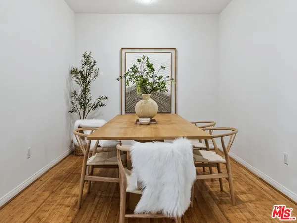 $1,200,000 | 12011 Goshen Avenue, Unit 103, Los Angeles, CA 90049