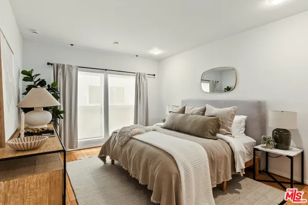 $1,200,000 | 12011 Goshen Avenue, Unit 103, Los Angeles, CA 90049
