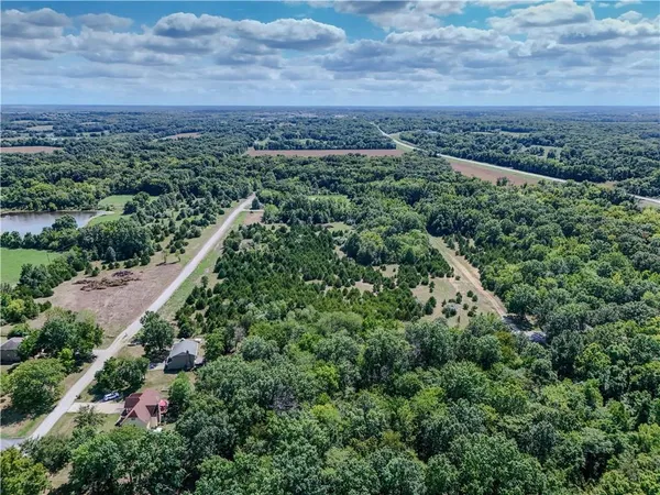 $59,900 | Lot 40 Northeast 51st Road, Warrensburg, MO 64093