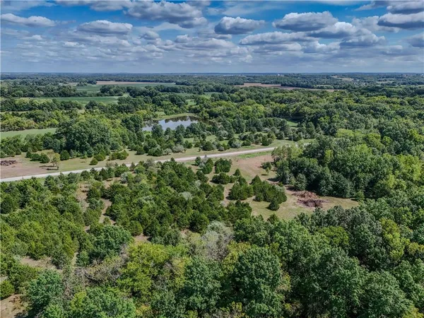 $59,900 | Lot 40 Northeast 51st Road, Warrensburg, MO 64093