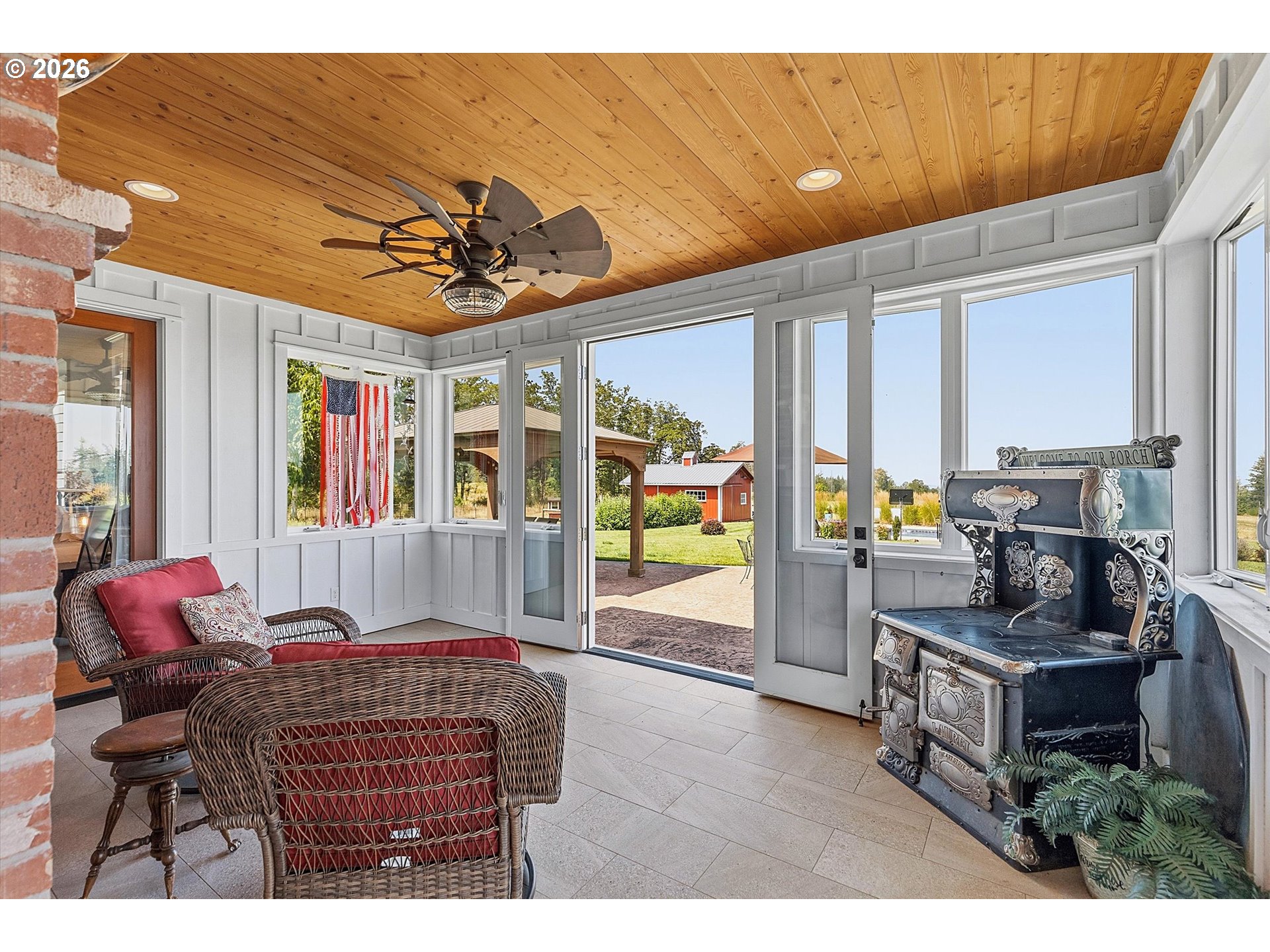 12200 South Fox Road Molalla, OR 97038 - Photo 19 of 43 Gallery Image 19