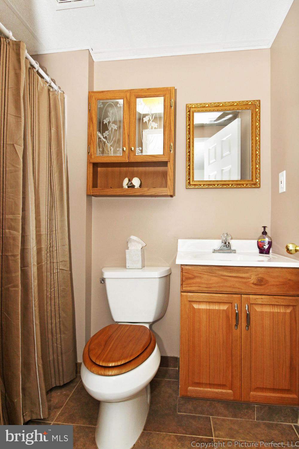 4932 Old Bartholows Road Mount Airy, MD 21771 - Photo 21 of 30 Bath