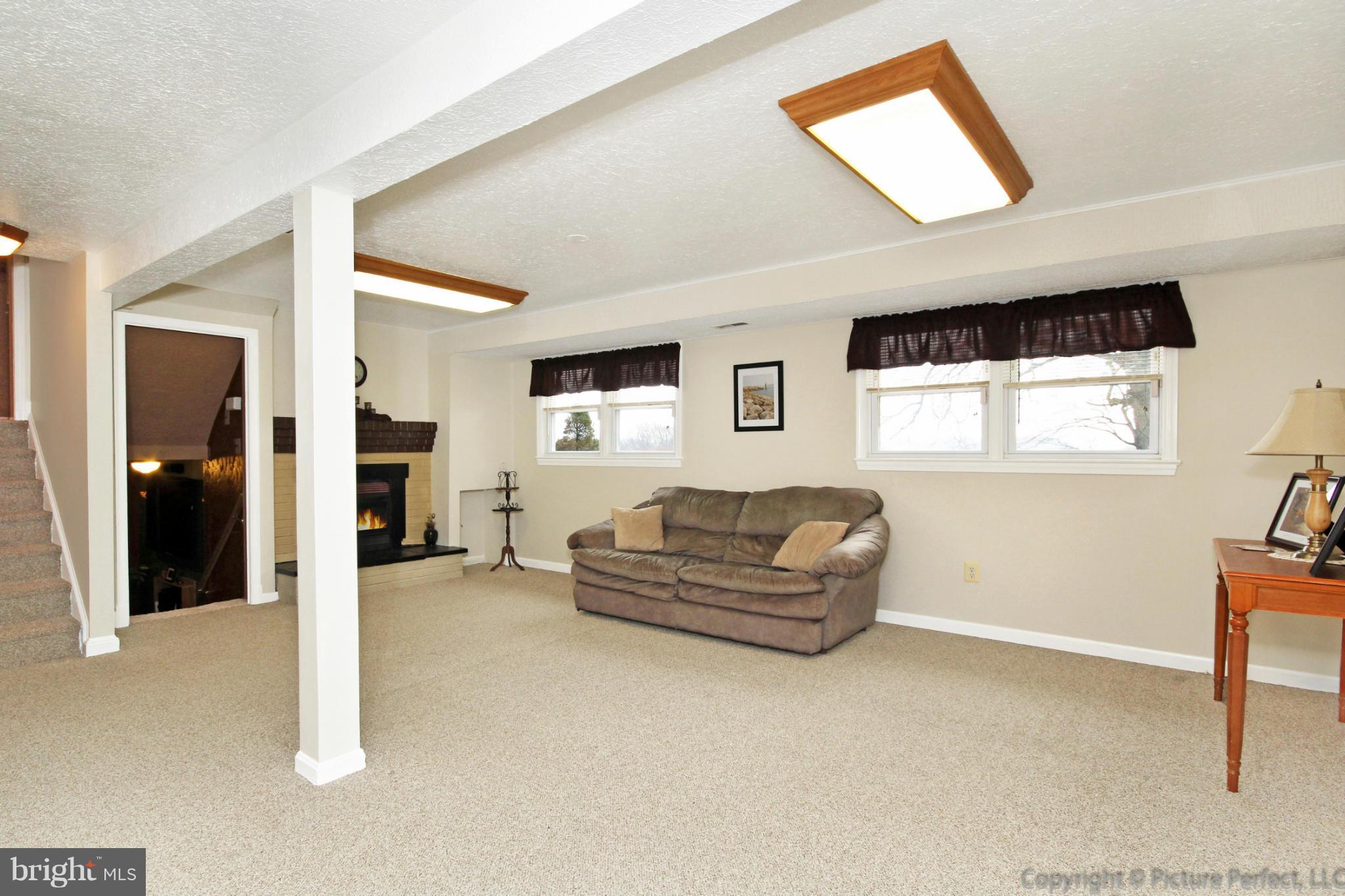 4932 Old Bartholows Road Mount Airy, MD 21771 - Photo 25 of 30 Family Room