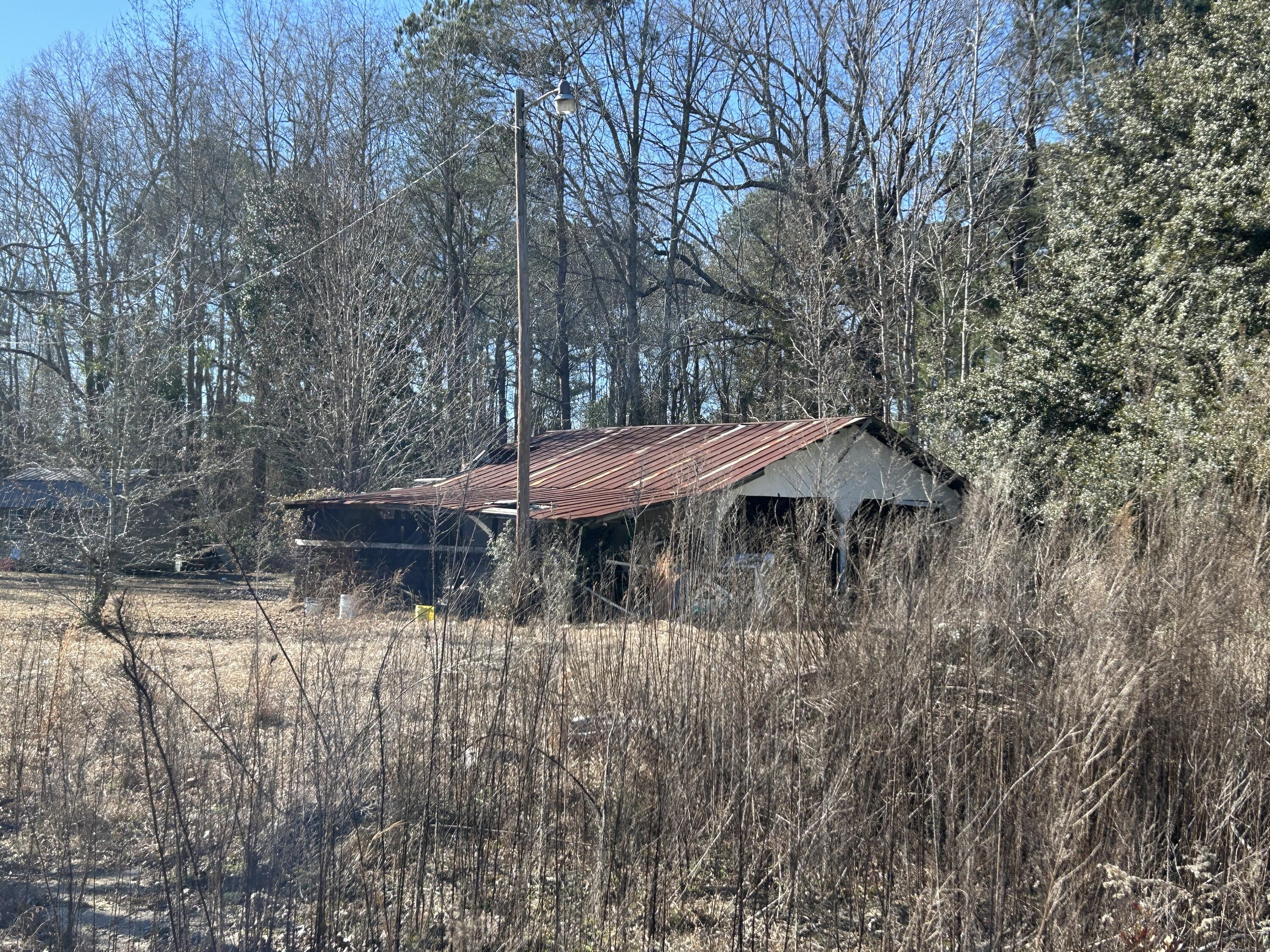 1381 County Rd S-45-455 Kingstree, SC 29556 - Photo 4 of 17 IMG_6213