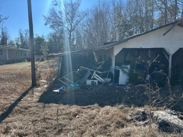 $105,000 | 1381 County Rd S-45-455, Kingstree, SC 29556