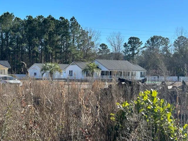 $115,000 | 1381 County Rd S-45-455, Kingstree, SC 29556