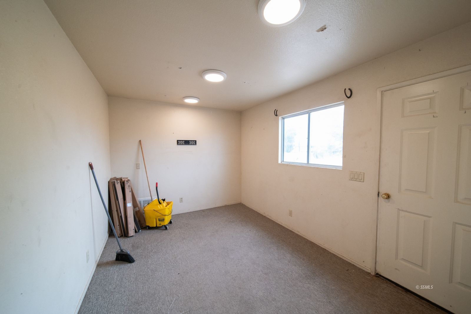 1424 Rademacher Way Ridgecrest, CA 93555 - Photo 22 of 23 a view of room with workspace