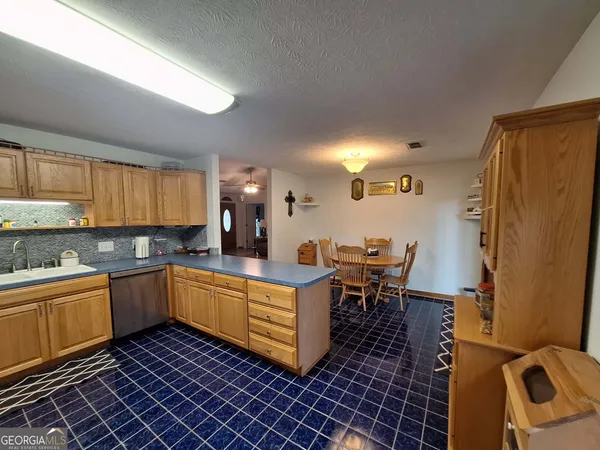 $289,900 | 1024 Center Street, Valley, AL 36854