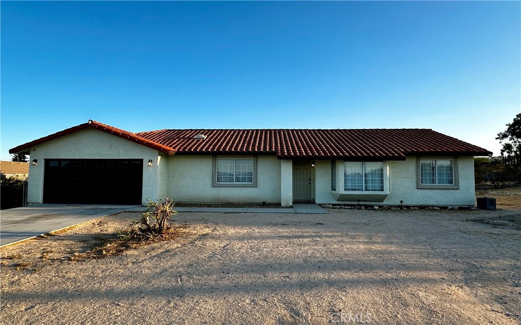 15255 Rancho Road Victorville, CA 92394 - Photo 2 of 25 Gallery Image 2
