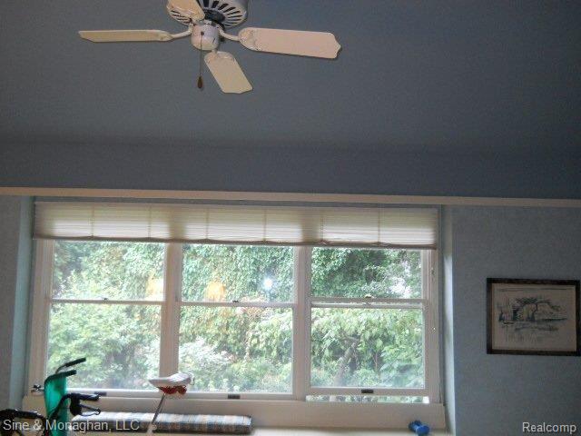 40 Colonial Road Grosse Pointe, MI 48236 - Photo 18 of 24 038