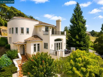 $1,380,000 | 698 Via Rialto, Oakland, CA 94619