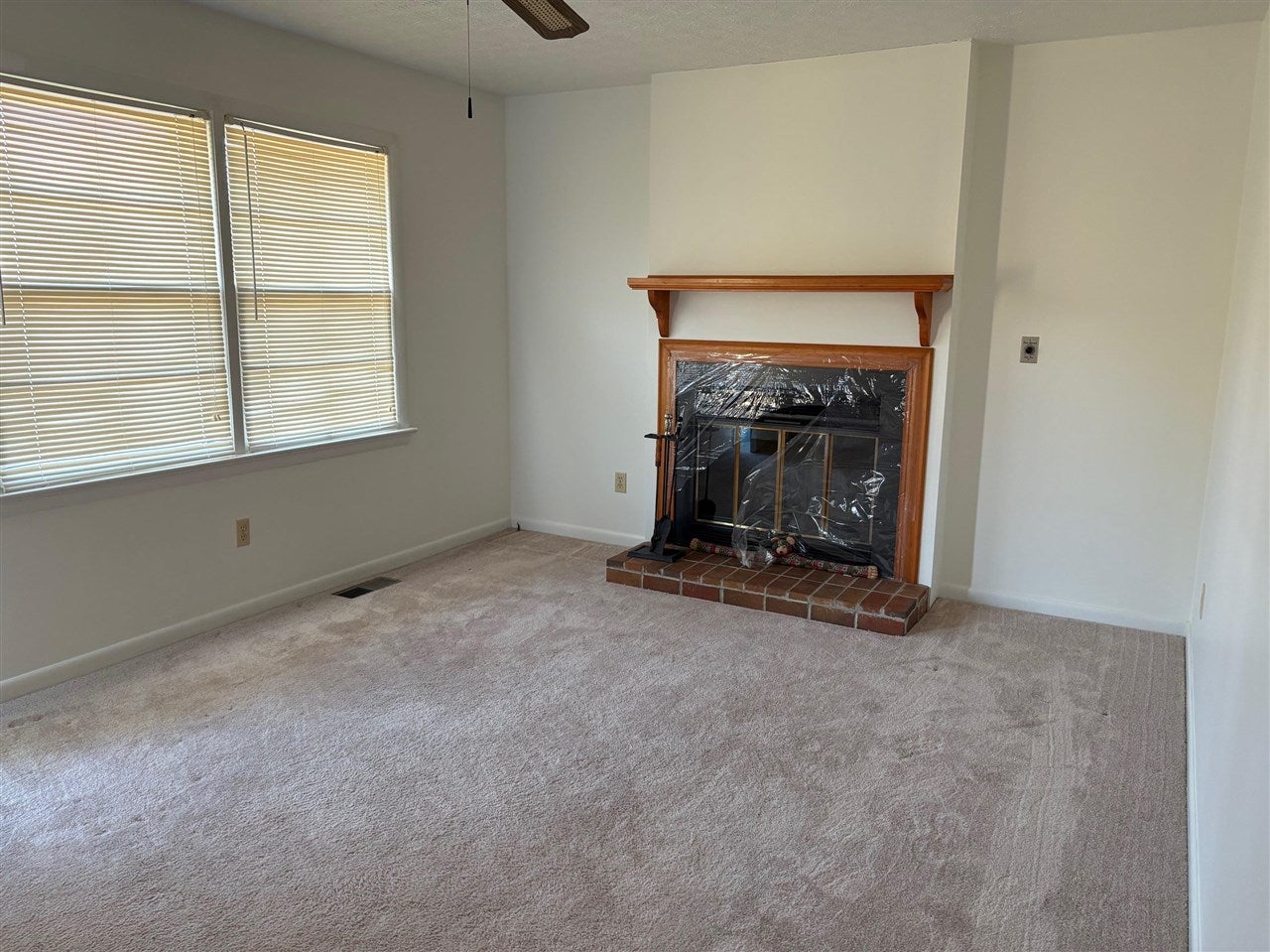 331 Green Acres Road Bowling Green, KY 42103 - Photo 3 of 15 Gallery Image 3