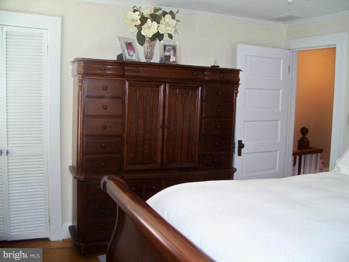 910 Ridgewood Street Annapolis, MD 21401 - Photo 18 of 29 Bedroom #2