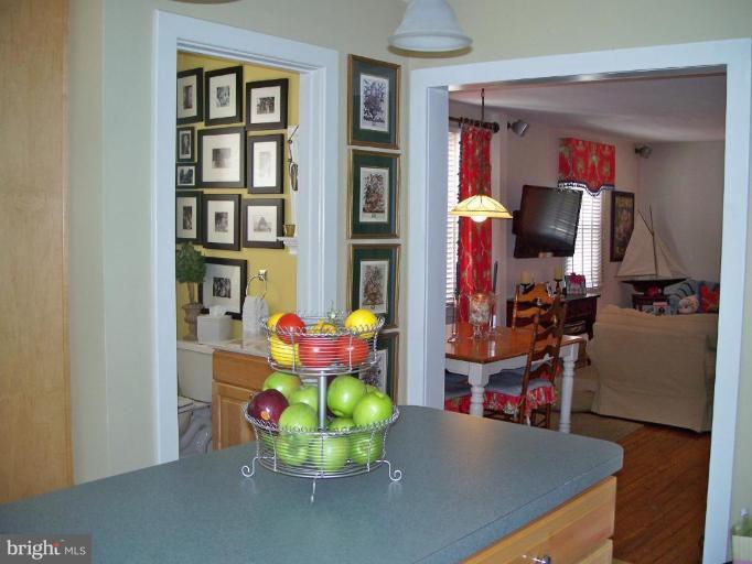 910 Ridgewood Street Annapolis, MD 21401 - Photo 6 of 29 Dining Room #2