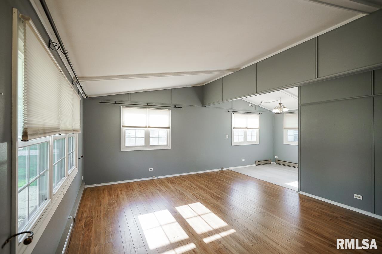 5327 West Cisna Road Peoria, IL 61607 - Photo 2 of 62 Gallery Image 2