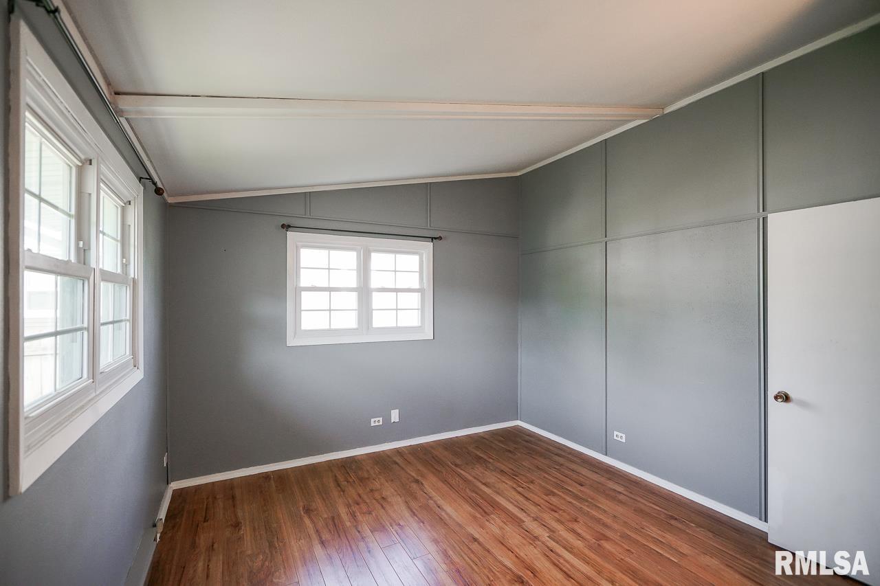 5327 West Cisna Road Peoria, IL 61607 - Photo 34 of 62 Gallery Image 34