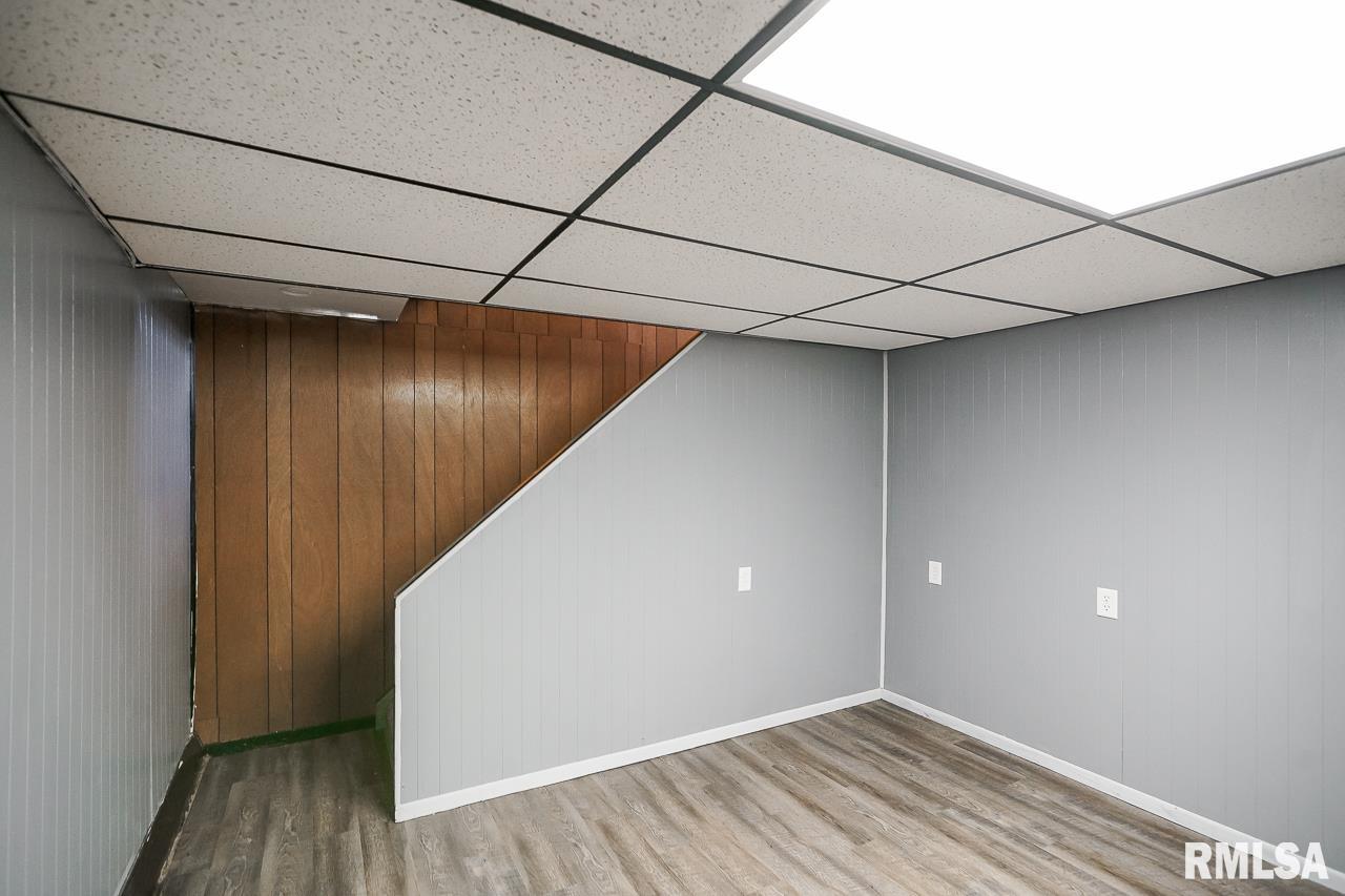 5327 West Cisna Road Peoria, IL 61607 - Photo 44 of 62 Gallery Image 44