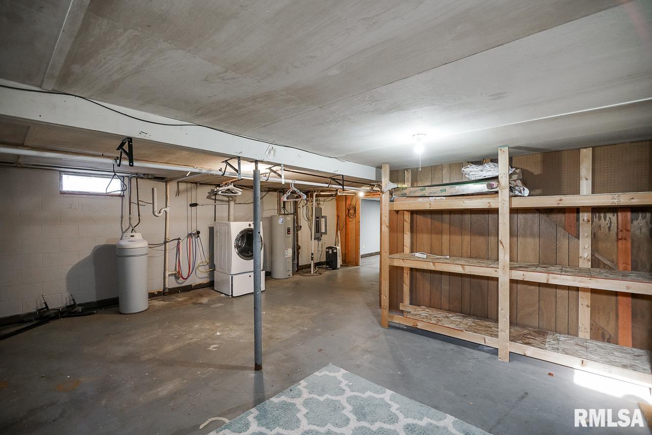 5327 West Cisna Road Peoria, IL 61607 - Photo 49 of 62 Gallery Image 49