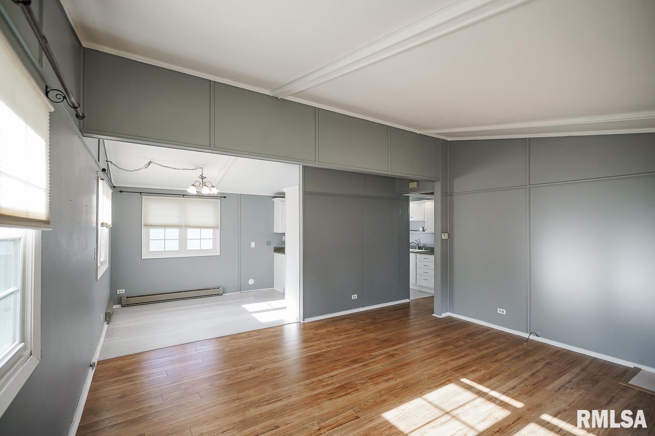 5327 West Cisna Road Peoria, IL 61607 - Photo 5 of 62 Gallery Image 5