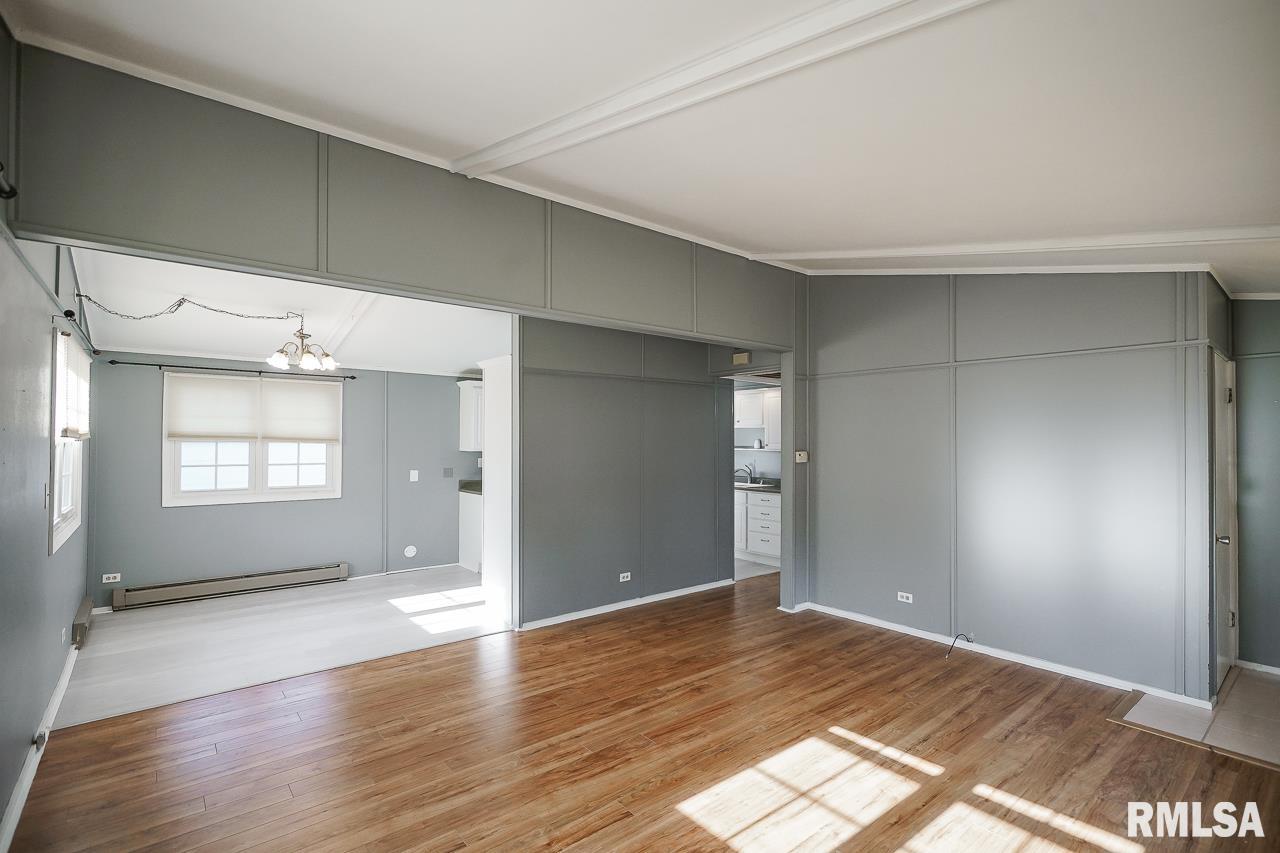 5327 West Cisna Road Peoria, IL 61607 - Photo 6 of 62 Gallery Image 6