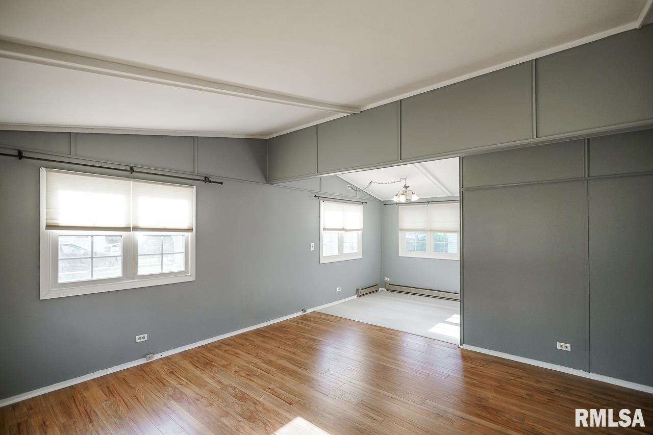 5327 West Cisna Road Peoria, IL 61607 - Photo 7 of 62 Gallery Image 7