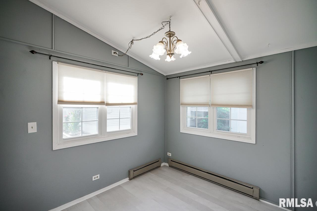 5327 West Cisna Road Peoria, IL 61607 - Photo 10 of 62 Gallery Image 10