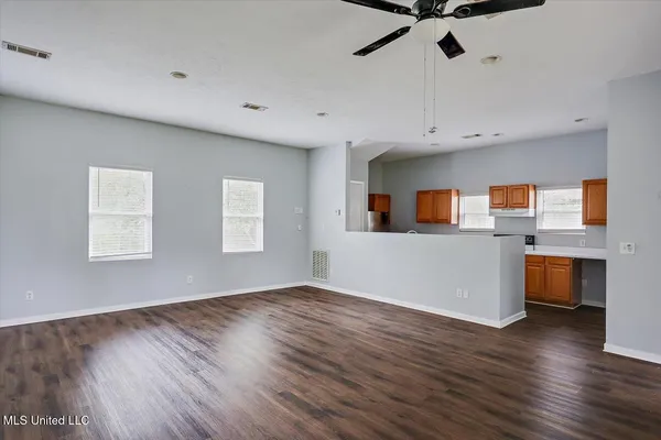 $278,000 | 2039 South Ridge Road, Byram, MS 39272